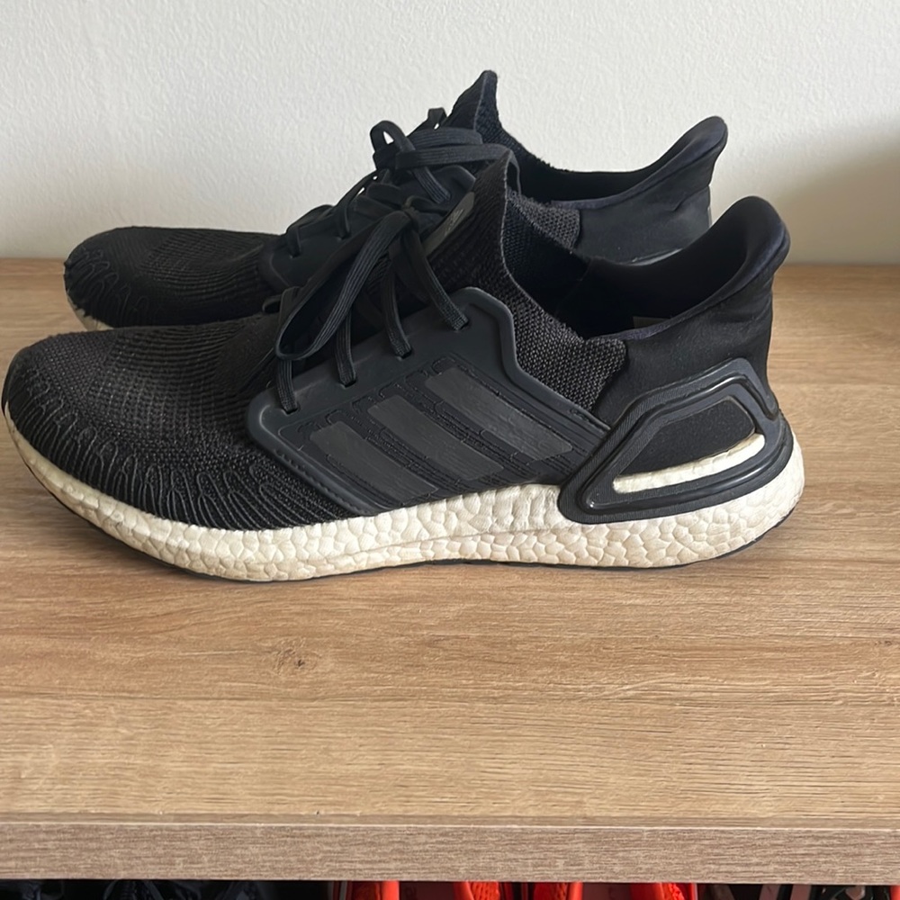 Adidas ultraboost 20 worn in good condition size 11